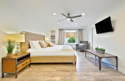 Beach Barber Tract House | La Jolla Beach Retreat Compound