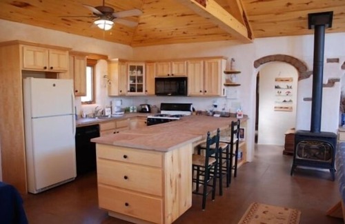 Ojo Caliente House | La Lomita, Quiet Hide-Away, Big Sky, Northern NM Food, Spa, Ski, Hike, Raft