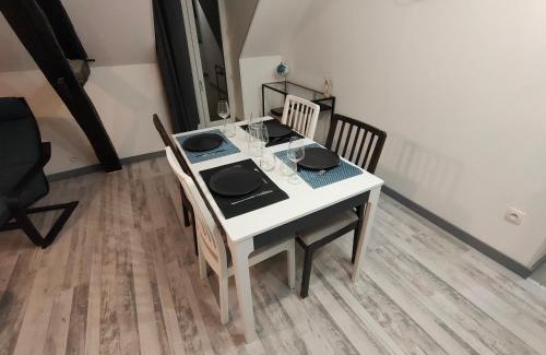 La Machine Apartment | LA MACHINE Sous Combles