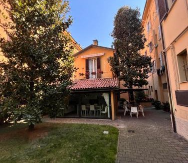 Saragozza-Porto Bed & Breakfast | La Magnolia B&B