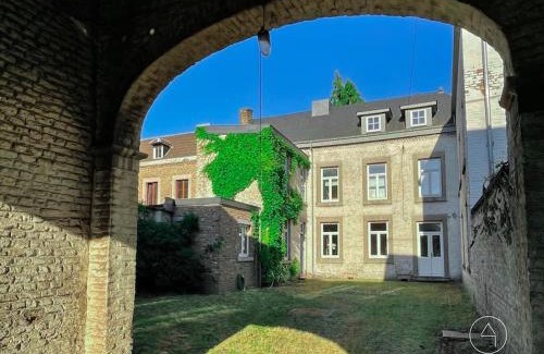 Oupeye House | La maison de Maître - Grand Jardin, Face à la Meuse