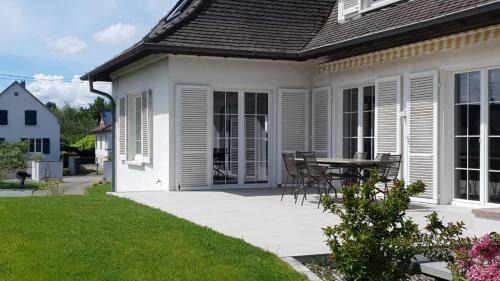 Heimsbrunn Bed & Breakfast | La Maison d'Enfance