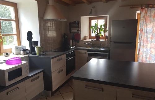 Lapte House | la maison de pierre
