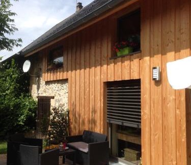 Attignat-Oncin House | La Maison des Coeurs