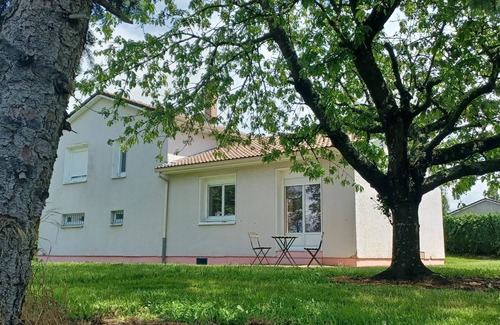Montceau-les-Mines House | La Maison du Lac - Montceau LES Mines