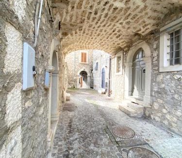 Montenero Val Cocchiara House | La Maison