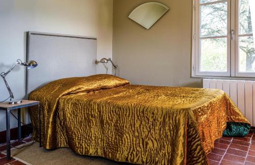 Bard-les-Epoisses House | La maison Rouge
