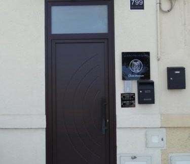 Palermo Apartment | La Maschera di Giano 1