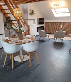 Jambes Apartment | La mezzanine 159