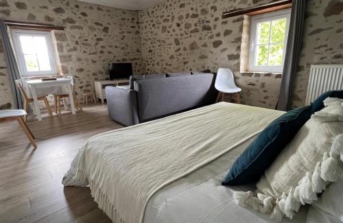 Le Poire-sur-Vie Apartment | La Millière - Piscine & Campagne - Cathelineau