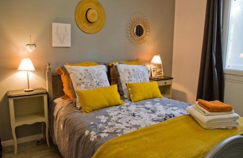 Mirabeau Bed & Breakfast | La Mirabelle - suite familiale de charme en Provence