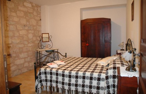 Serravalle House | La Mola Maringalli