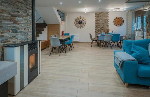 Campillo de Aranda House | La Olma