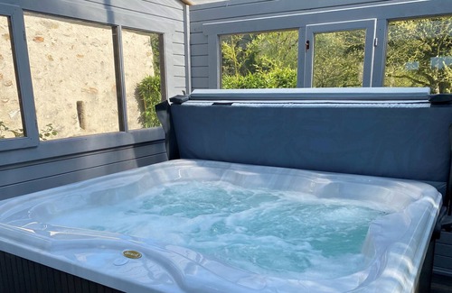 Saint-Branchs House | La Pampa - La Pellerie gites - swimming pool & spa - 2 gites for 4 people