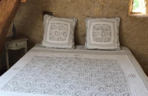 Amne Apartment | La Parenthèse - Studio atypique - Piscine - Proche Le Mans