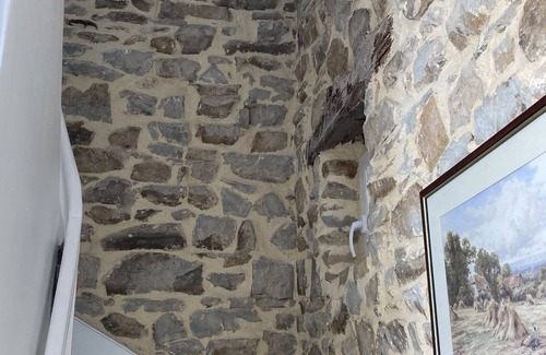 Pre-en-Pail House | La Petite Maison - self catering