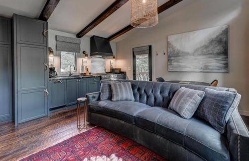 Cashes Valley House | La Pequena Pecos