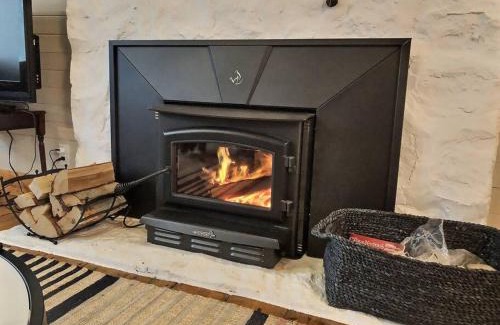 Rawdon Ski Chalet | La Petite Maison
