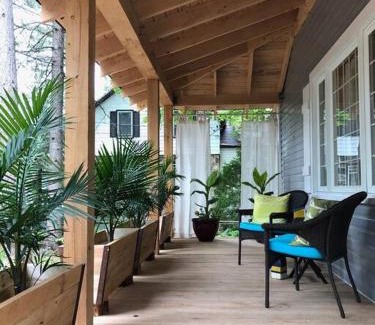 Rawdon Ski Chalet | La Petite Maison