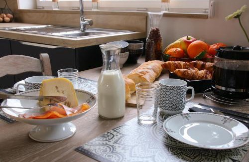 Mettet Bed & Breakfast | La petite maison dans la cour