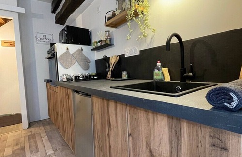 Avallon House | ‘La Petite Maison’ Triplex in the city centre