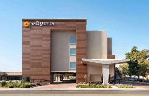 Clovis Hotel | La Quinta by Wyndham Clovis CA