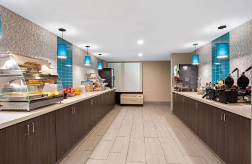 Aurora Hotel | La Quinta by Wyndham Denver Aurora Medical
