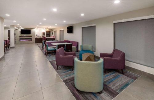 Brookhollow Hotel | La Quinta by Wyndham Houston NW Brookhollow
