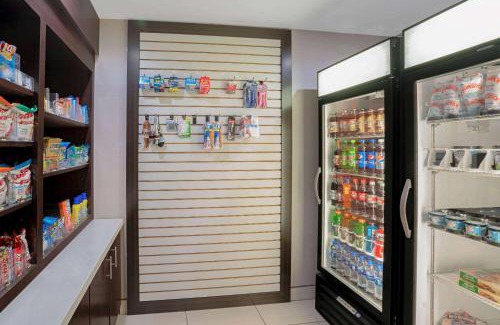 Powell Hotel | La Quinta by Wyndham Knoxville North I-75