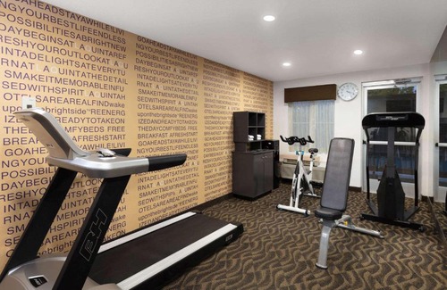 Peccole Ranch Hotel | La Quinta by Wyndham Las Vegas RedRock/Summerlin