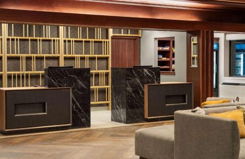 Madison Hotel | La Quinta by Wyndham Madison American Center