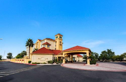 Superstition Springs Hotel | La Quinta by Wyndham Mesa Superstition Springs