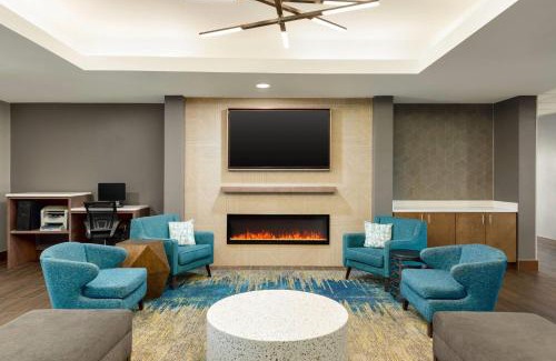 Shawnee Hotel | La Quinta by Wyndham Shawnee