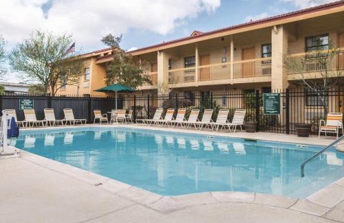 Terrytown Hotel | La Quinta Inn by Wyndham New Orleans West Bank/Gretna
