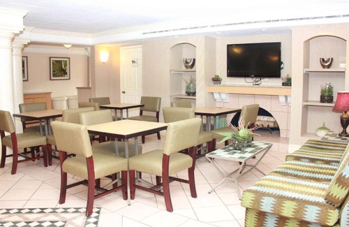 Terrytown Hotel | La Quinta Inn by Wyndham New Orleans West Bank/Gretna