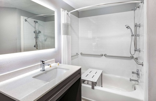 Ardmore Hotel | La Quinta Inn & Suites By Wyndham Ardmore