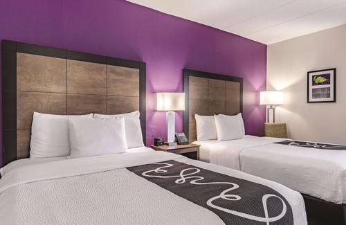 Warwick Hotel | La Quinta Inn & Suites by Wyndham Warwick Providence Airport