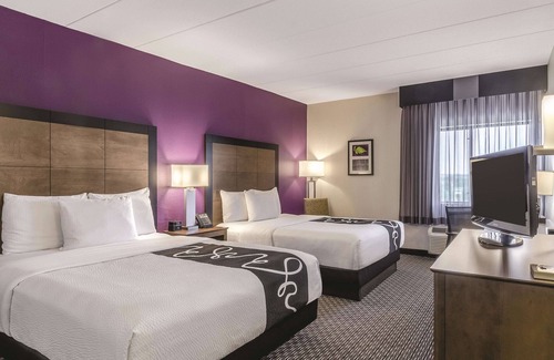 Warwick Hotel | La Quinta Inn & Suites by Wyndham Warwick Providence Airport