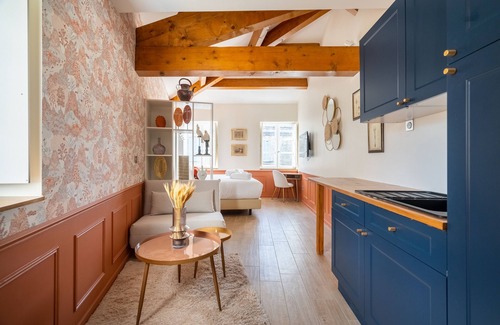 Salon-de-Provence Apartment | La Réserve de Salon de Provence