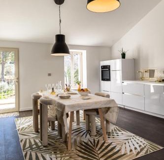 Alleins Bed & Breakfast | La Re-Source, propriété idéale pour séminaires et réunions