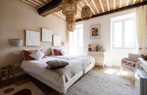 Vence House | La Sanverine private room historic center Vence