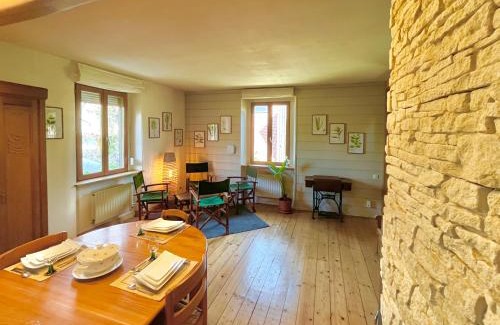 Algolsheim House | La Secrète en Alsace, Gîte familial spacieux avec jardin, proche Colmar & Route des Vins