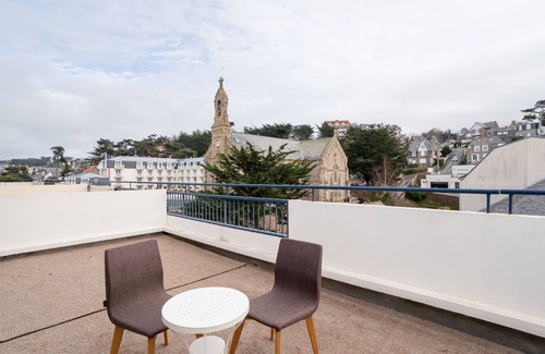 Pleneuf-Val-Andre Apartment | La Studette - A 100 mètres de la plage