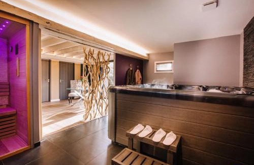 Vitre Apartment | La Suite de l'Elixir