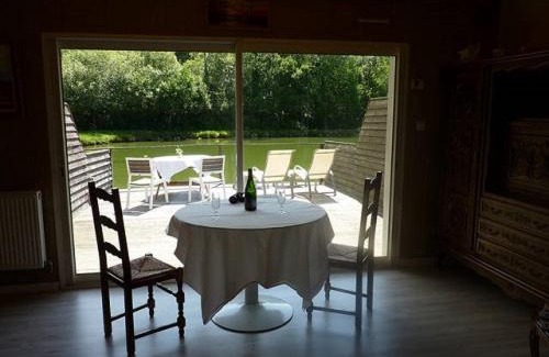 Tremeoc House | La suite du paysan terrasse privative avec salon de jardin et bain de soleil cuisine privé bain à remous privatif plage de sable fin à 7 mn