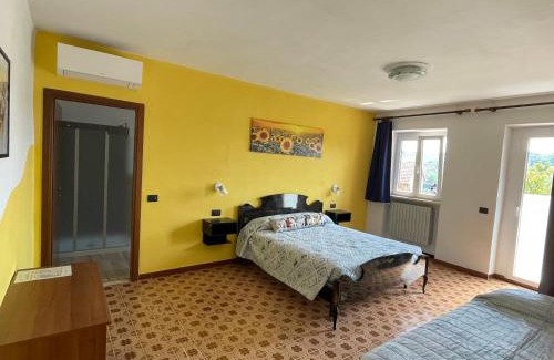 Vezza d'Alba Bed & Breakfast | La Tana di Momo