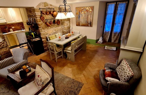 Cetona House | La Terrazza, Historic Tuscan Stone Residence With Garden and Terrace in Cetona
