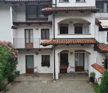 Caravino Apartment | La torretta 22