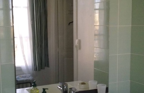 Angouleme Bed & Breakfast | La Tour de Lavalette