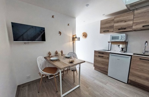 Ploneour-Lanvern House | La Trélennette by Interhome